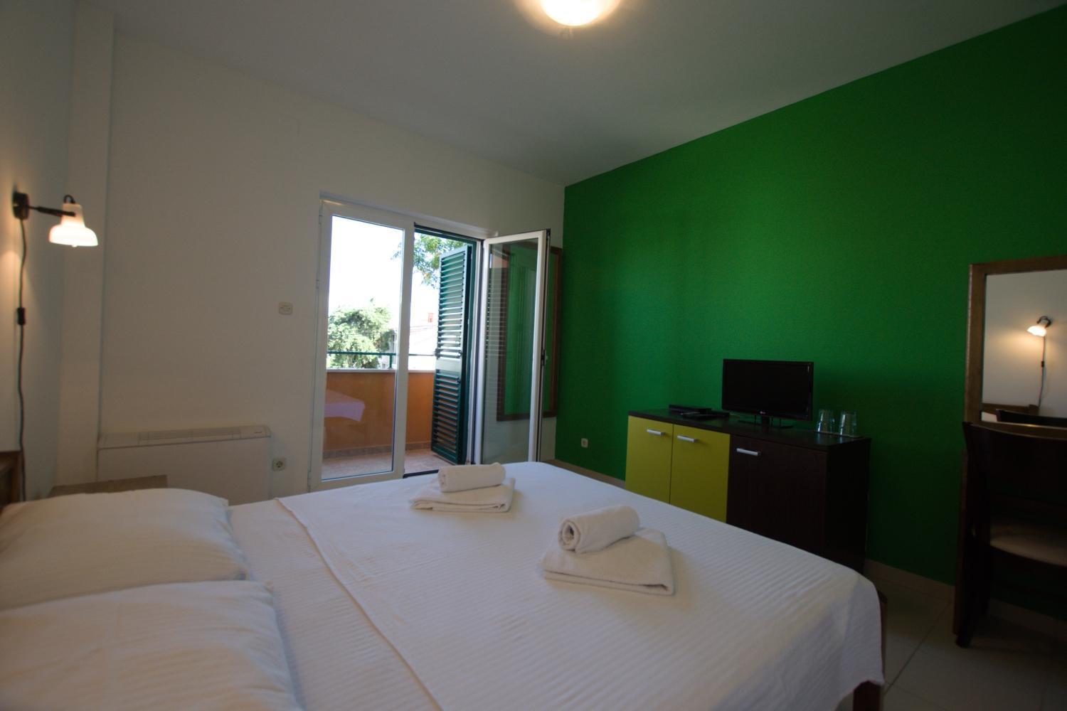Pansion Hrga Hotel Vodice Exterior photo