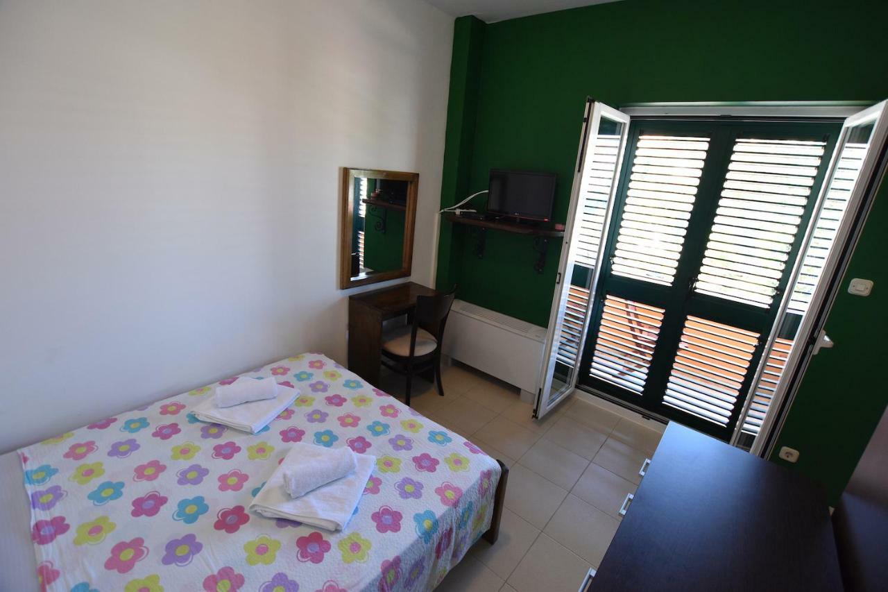 Pansion Hrga Hotel Vodice Exterior photo